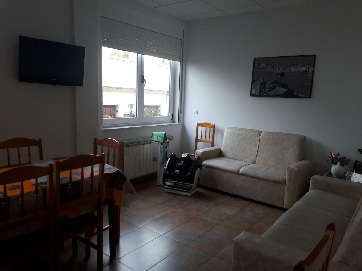 Ultreia Hotel Portomarin Bagian luar foto