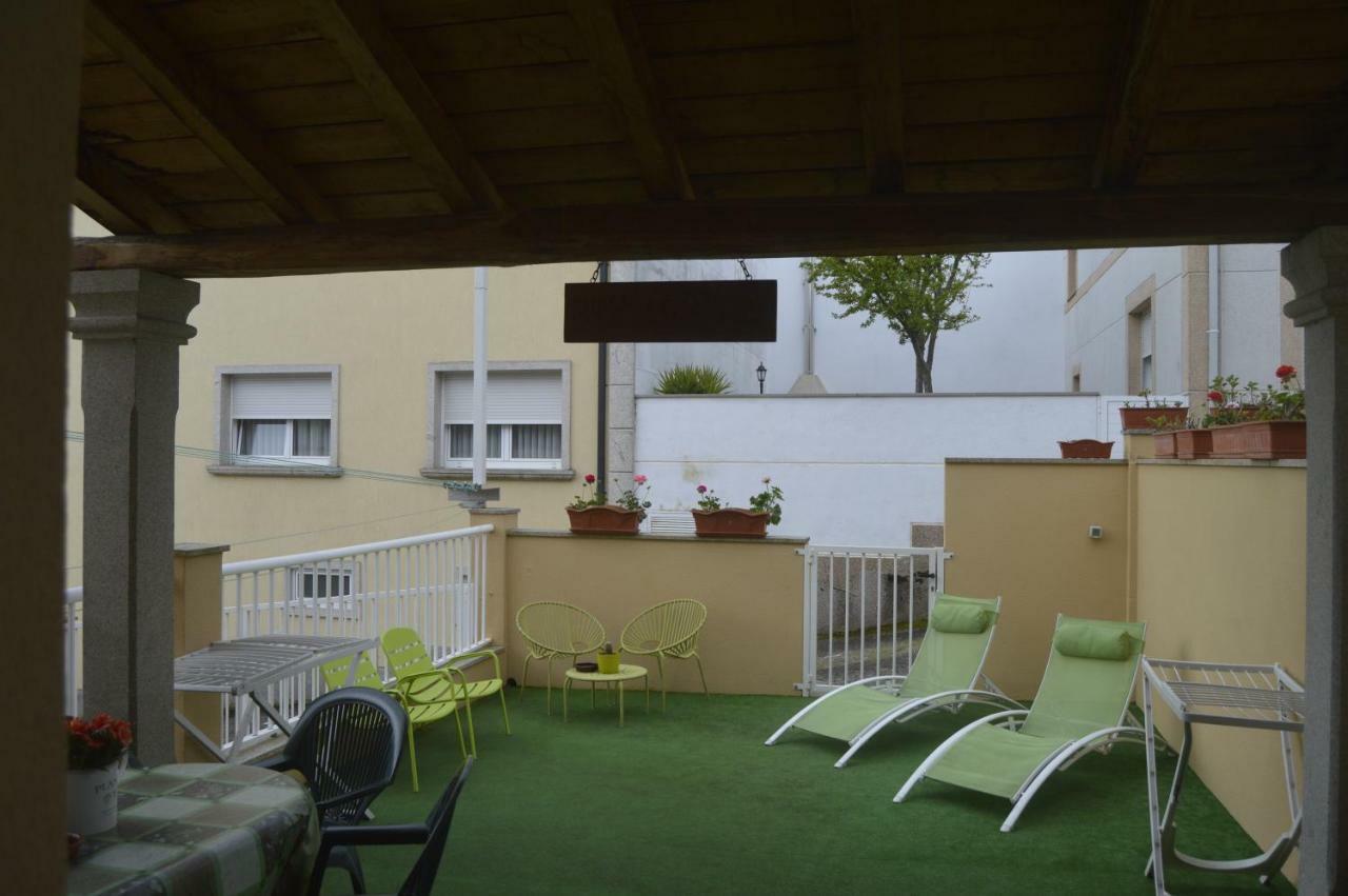 Ultreia Hotel Portomarin Bagian luar foto