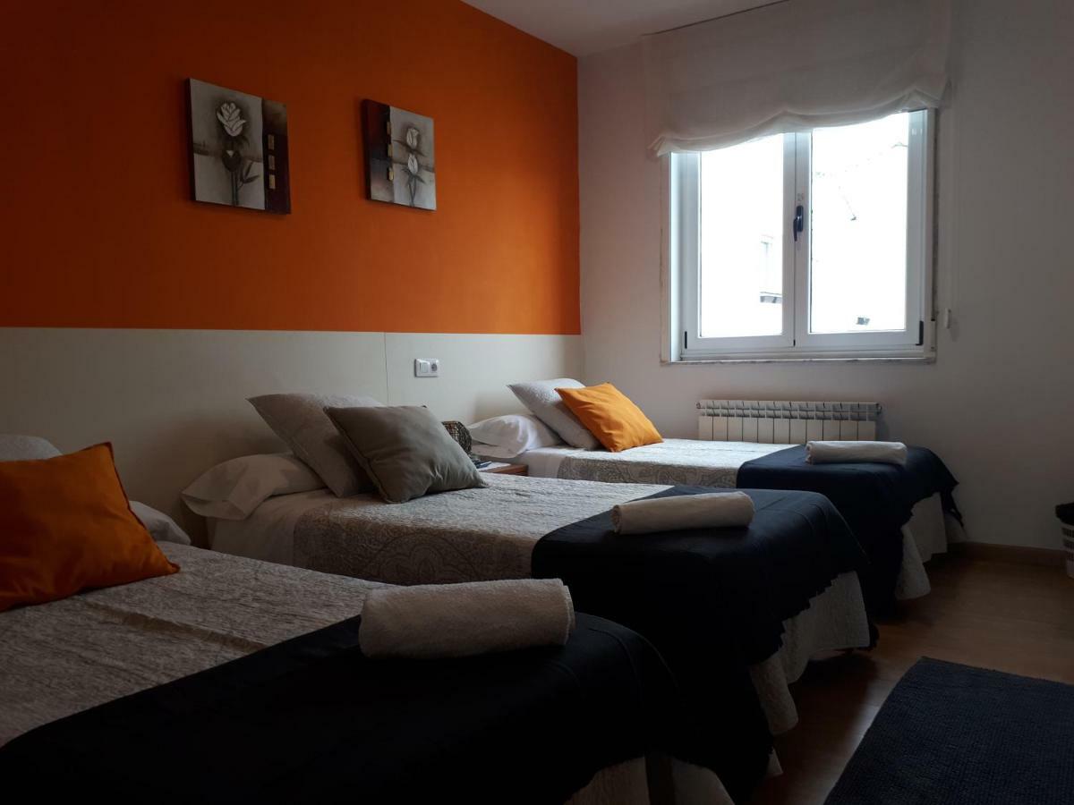 Ultreia Hotel Portomarin Bagian luar foto